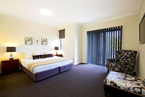 Astina Serviced Apartments - Central - Accommodation Asia 2