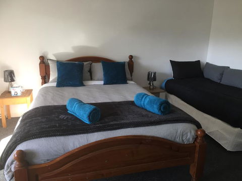At HOME On HOLMES - Accommodation Asia 1