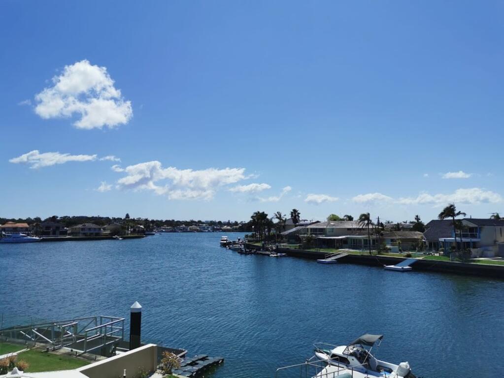 Sylvania Waters NSW Accommodation Asia