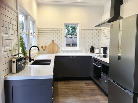 Audrey's Nowra - Accommodation Asia 2