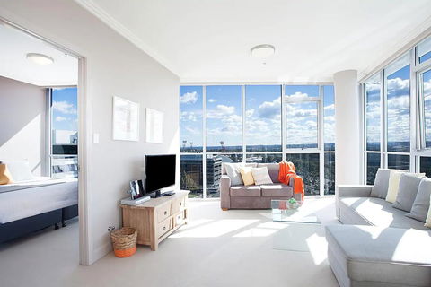 Australia Towers ShortOzstay - Accommodation Guide 0