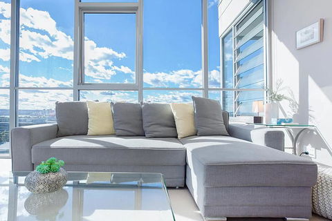 Australia Towers ShortOzstay - Accommodation Guide 2