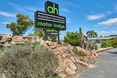 Australian Homestead Motor Lodge - Accommodation Asia 0