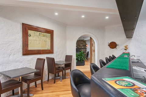 Australian Homestead Motor Lodge - Accommodation Asia 2