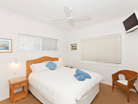 Avalon 2- Uninterrupted Views- Almost On The Beach! - Accommodation Guide 2