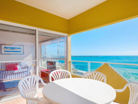 Avalon 4 - Right Across The Road From Convent Beach - Uninterrupted Views - Accommodation Guide 0
