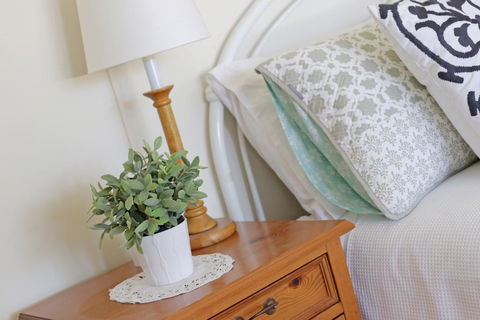 Avondale Cottage - Accommodation Asia 0