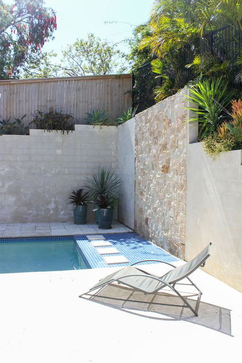 Away On Massinger Street - Accommodation China 3