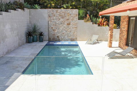 Away On Massinger Street - Accommodation China 1