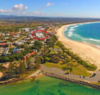 Azura Ocean View Holiday Apartment - Accommodation Asia