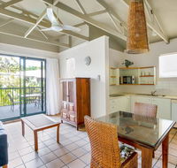Baden 11 - Rainbow Shores Couples Beachside Escape Aircon Pools - Accommodation Asia