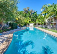 Baden 70 - Rainbow Shores Ground Floor Air Con Overlooking lap pool - Accommodation Asia