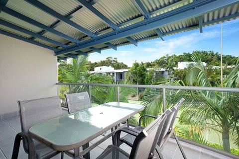 Baden 86 - Rainbow Shores, Walk To Beach, Top Floor, Air Conditioned Unit - Accommodation Asia 3