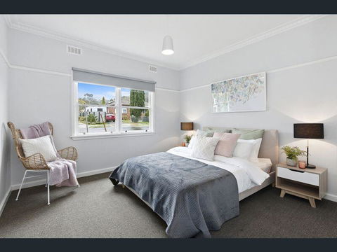 BALLARAT CLOSE 2 CBD + HOSPITAL+3BR HOME+NETFLIX + WiFi + Gift - Accommodation Asia 2