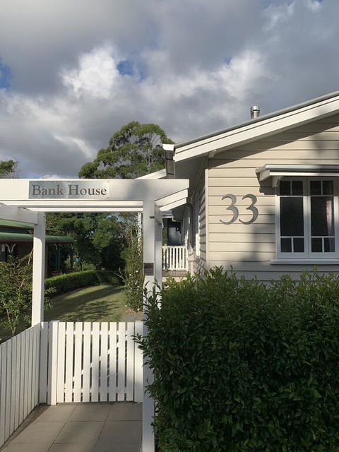 Bank House Tamborine Mountain - Accommodation Asia 1