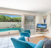 Barefoot in Lennox- WiFi - Foxtel - Pool - Accommodation Guide