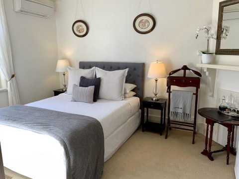 Barossa House - Accommodation Guide 1