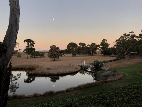 Barunah Plains Homestead - 10 Bedrooms - Sleeps 22 - Accommodation Asia 1