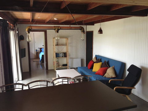 Base BnB - Accommodation Guide 1