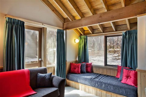 Battys - Accommodation Asia 2