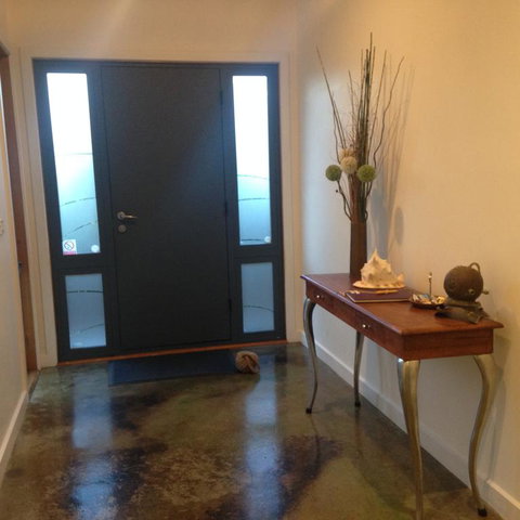 Bay Breeze Holiday Home - Accommodation Asia 3