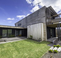 Bay Retreat - Accommodation Asia