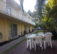 Bayshores Holiday Apartments - Accommodation Asia