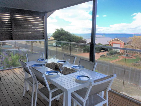 Bayview Beach House Apartment No 2 - Accommodation Asia 0