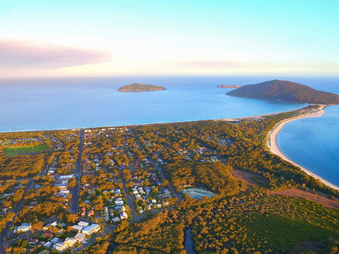 Beach Haven - Accommodation Asia 1