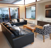 Beach Haven - Accommodation Asia