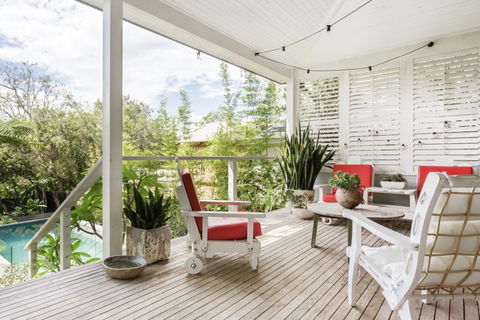 Beach House Avalon - Accommodation Asia 2