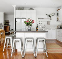 Beach House Avalon - Accommodation Asia