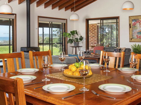 Beach House On Jones Beach - Kiama Accommodation - Accommodation Asia 2
