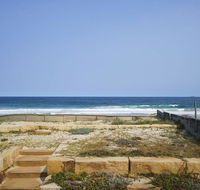 Beach House- 45 Curtis Parade - Accommodation China