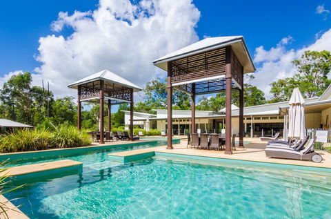 Beach Road Holiday Homes - Accommodation Asia 2