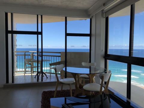 Beachcomber Resort - Official - Accommodation Asia 2