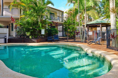 Beaches Twelve - Accommodation Guide 0