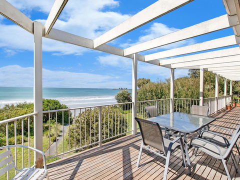 Beachfront - Accommodation Asia 0
