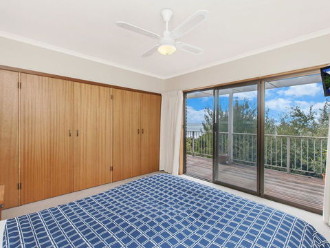 Beachfront - Accommodation Asia 2