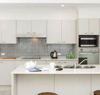 Beachfront 7 - Accommodation Guide