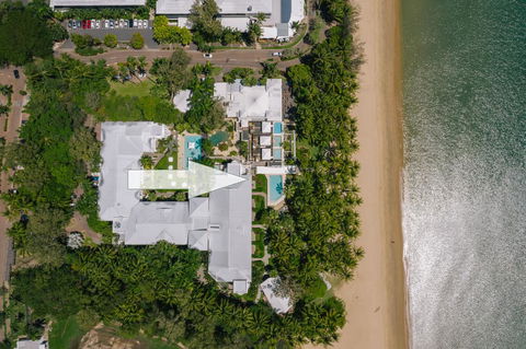 Beachfront Apt. In Alamanda Beachfront Resort (25) - Accommodation Asia 1