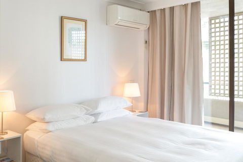 Beachfront Manly Apartment With Parking And Balcony - Accommodation China 1