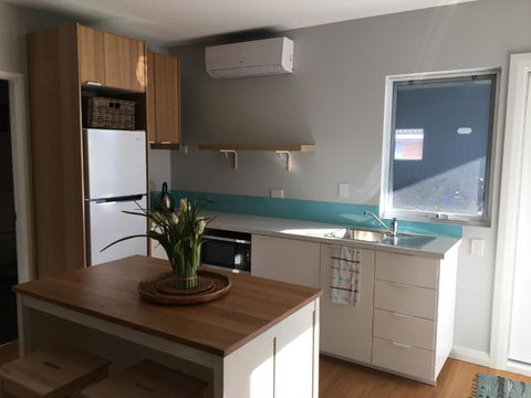 River Studio - Idyllic Location - Accommodation Guide 3