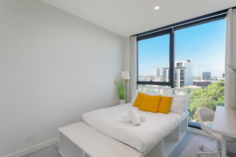 REST COLLECTION One Bedroom Apartment With Study - Accommodation Asia 1