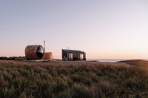 Red Rock Hut, King Island - Accommodation Guide 0