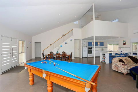 Relax At Falcon By The Bay - Accommodation Guide 0
