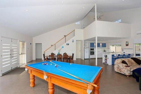 Relax At Falcon By The Bay - Accommodation Guide 1