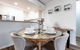 Relax In 2B2B Chateau Near UQ With Parking+Balcony - thumb 0