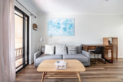 Relax In 2B2B Chateau Near UQ With Parking+Balcony - Accommodation Asia 1