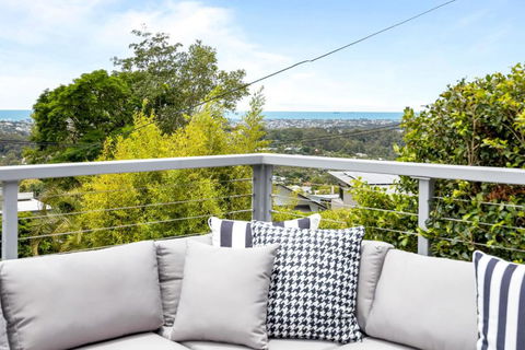 Relax In Buderim - Water Views - Accommodation Asia 0
